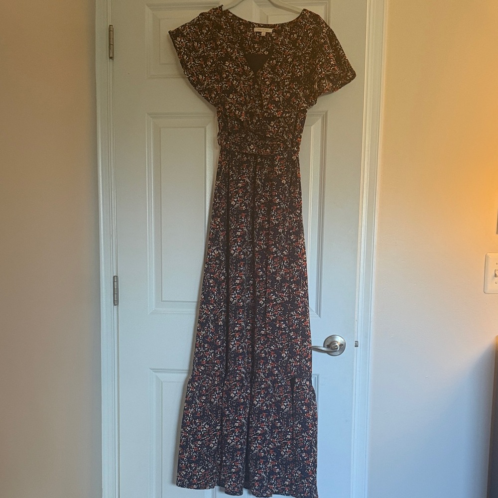 Skies Are Blue Black Floral Maxi Dress